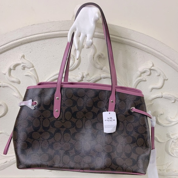 Coach Signature Canvas Drawstring Carryall NWT - Picture 2 of 7